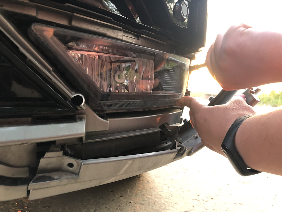 Вот так и больше он особо не мешает — Volkswagen Tiguan (2G)