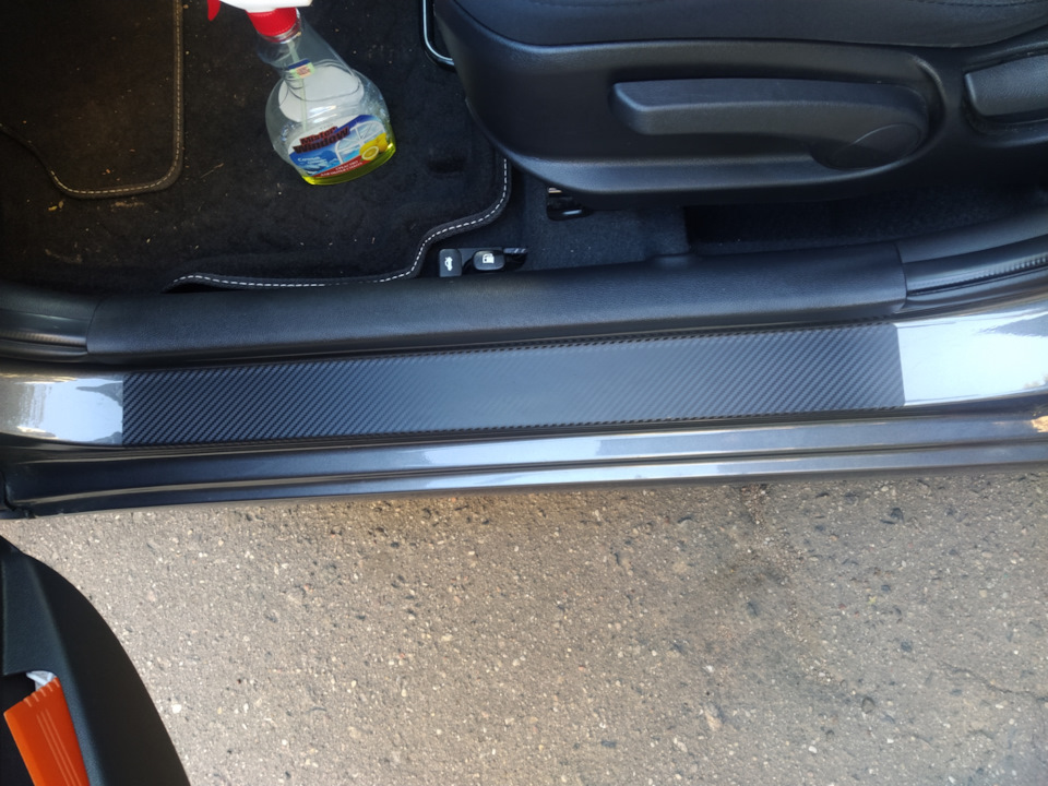 Защитные наклейки на порог — Hyundai Accent (4G), 1,6 л, 2013 года ...