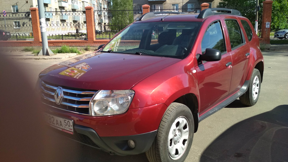 Renault Duster 2014 красный