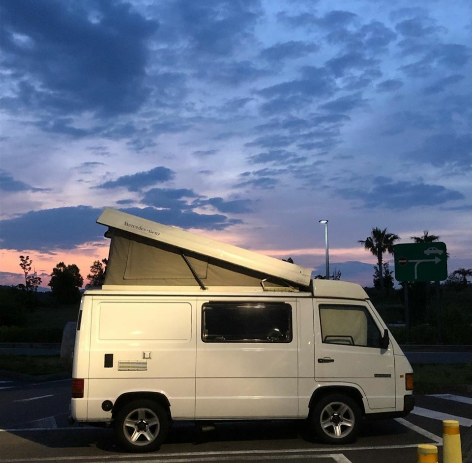 Подъемная крыша MB 100 🏕 — Mercedes-Benz MB100, 2,4 л, 1991 года |  наблюдение | DRIVE2