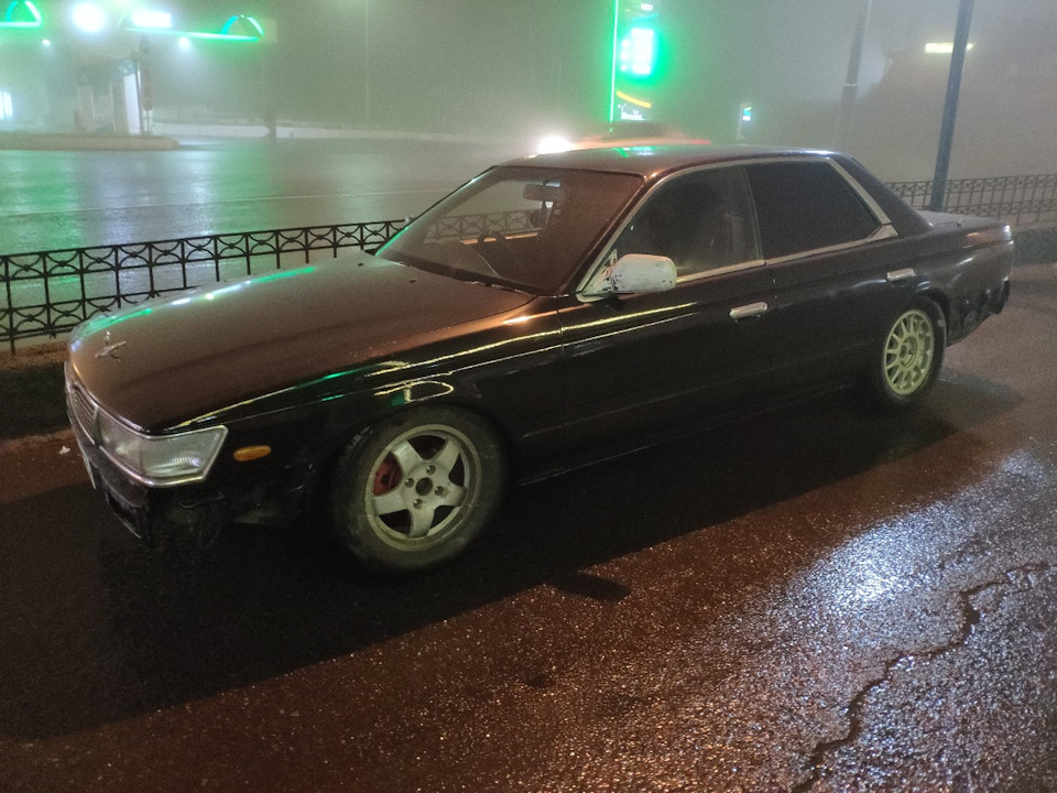 Фото в бортжурнале Nissan Laurel (C33)