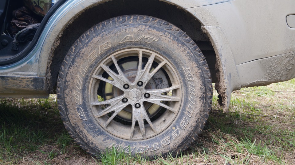 Резина А/Т — Mitsubishi Outlander XL, 3 л, 2008 года | шины | DRIVE2