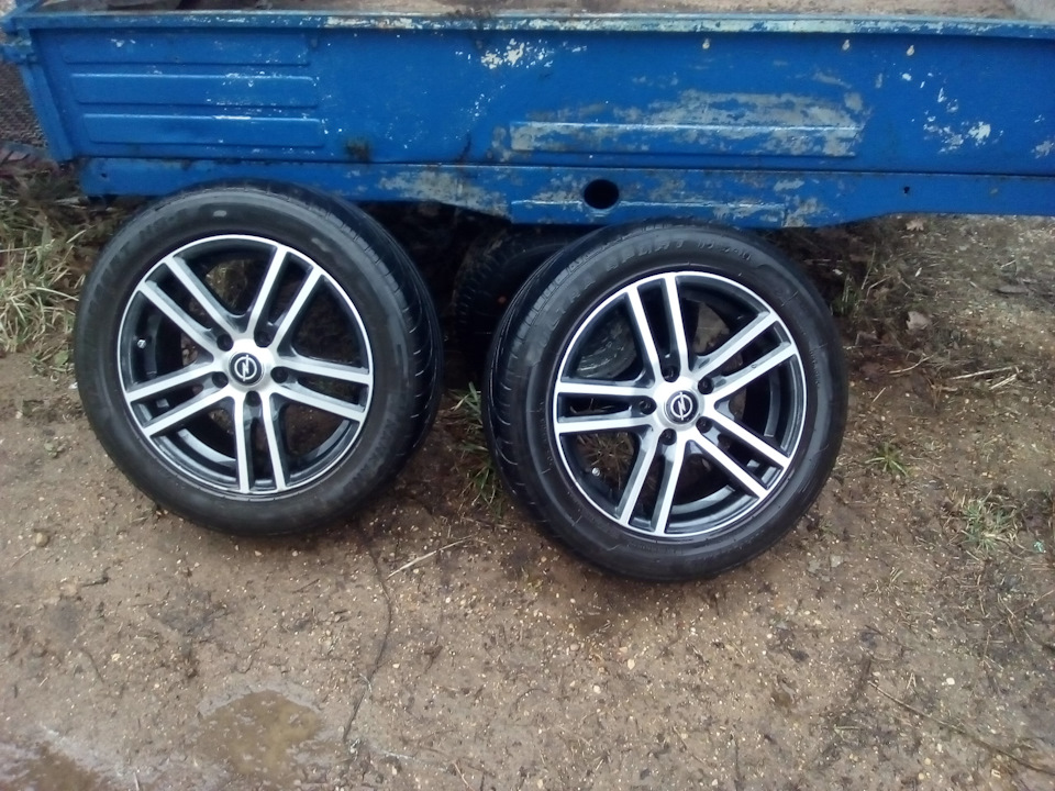 покрышка — Opel Omega B, 2 л., 1994 года | наблюдение | DRIVE2