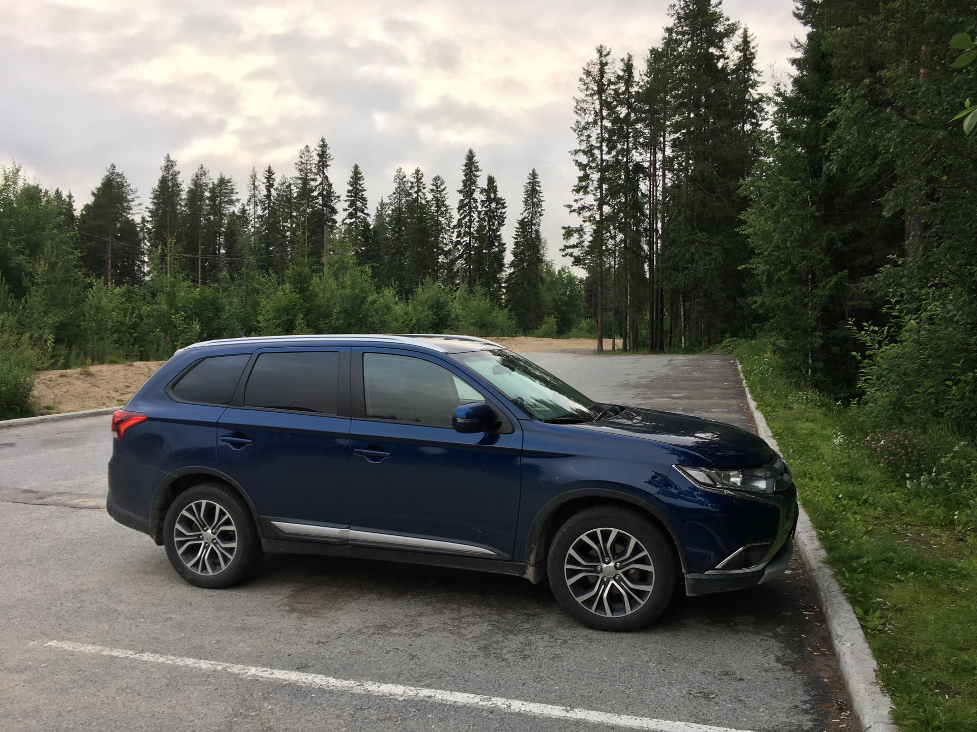 Продал ланса — DRIVE2