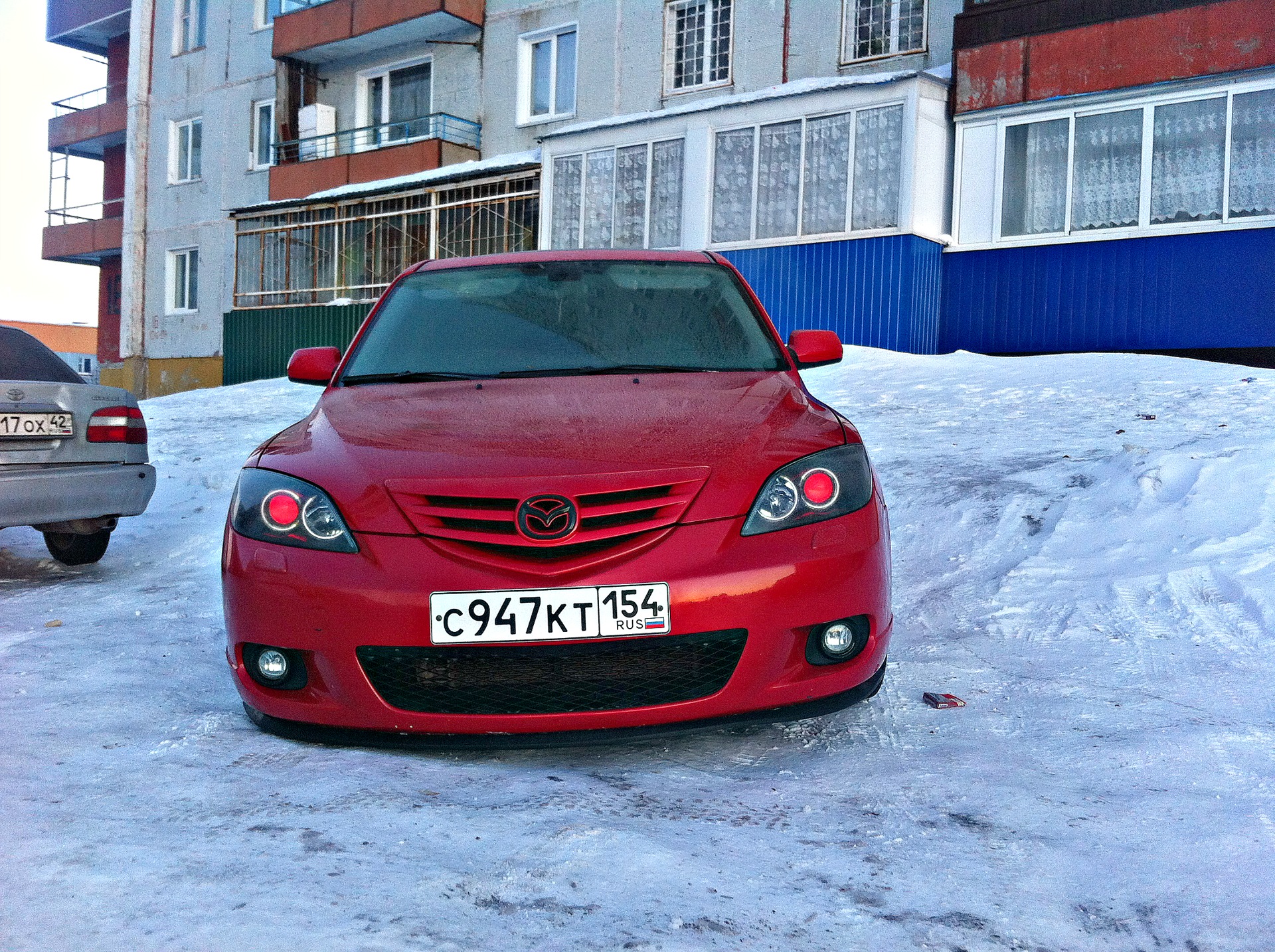 Мазда 3 2007 красная седан