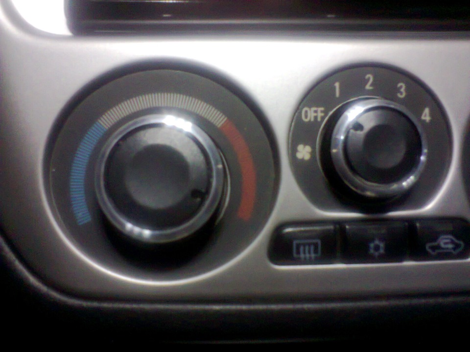 Крутилки печки и блока воздуховода — Mitsubishi Lancer IX, 1,6 л, 2008 ...