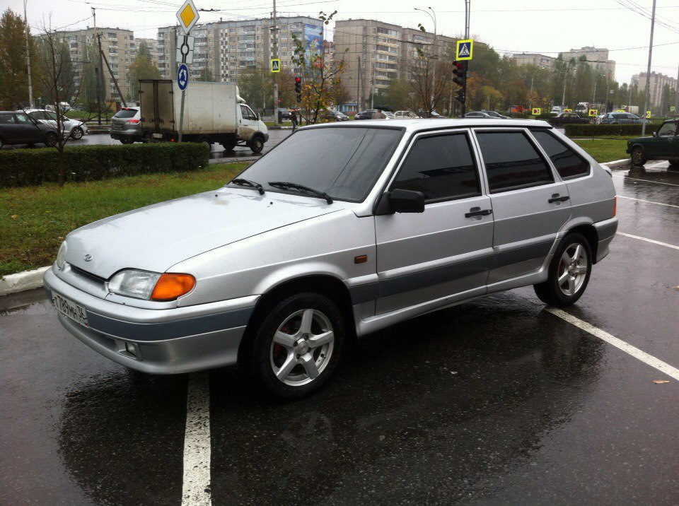 Лобовое стекло БОР для LADA (ВАЗ) 2114 (2001 - 2014)