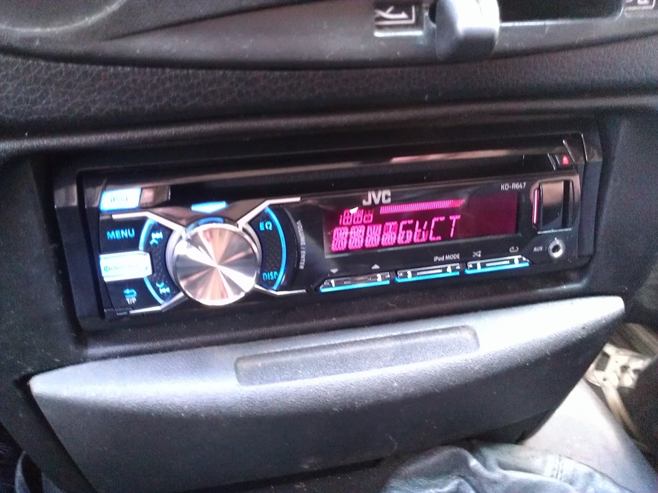 jvc kd r647 — Chevrolet Niva, 1,7 л, 2004 года | автозвук | DRIVE2