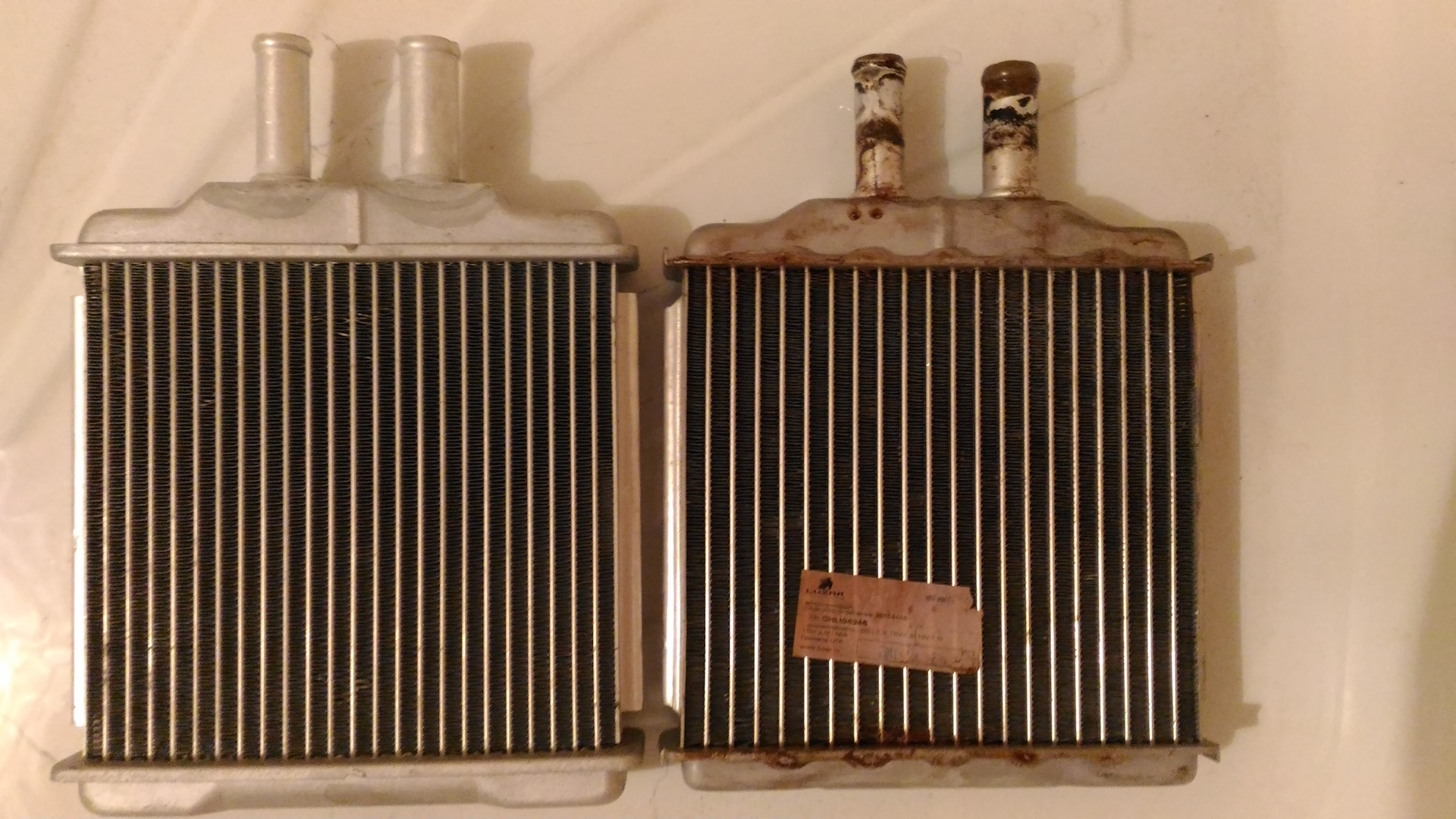 Радиатор системы охлаждения 2110. Воздушная система охлаждения двигателя автомобиля. Радиатор печки антифриз. Газель 406 двигатель система охлаждения. Радиатор печки антифриз.
