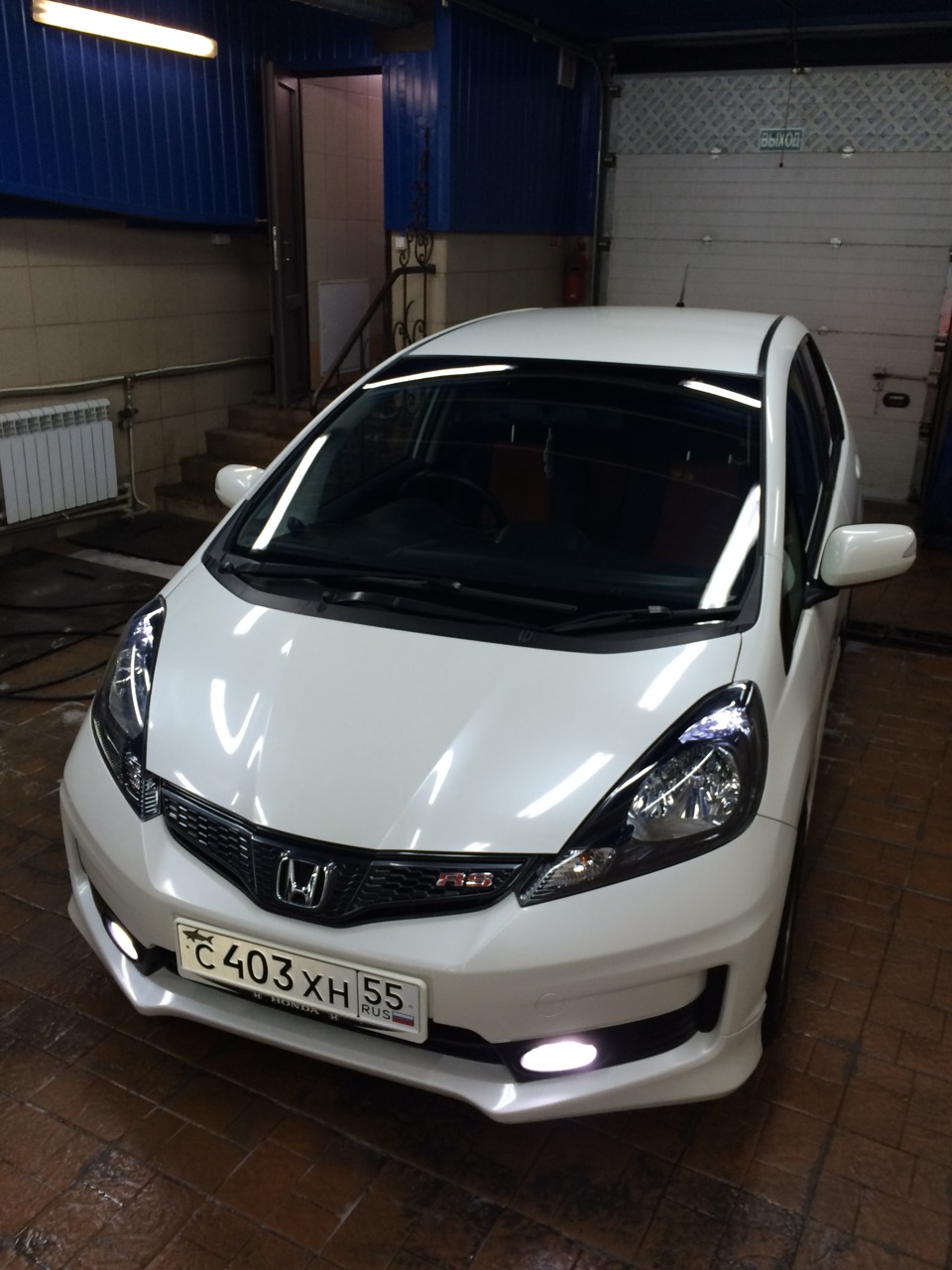 АнтиДождь — Honda Fit (2G), 1,5 л, 2011 года | мойка | DRIVE2