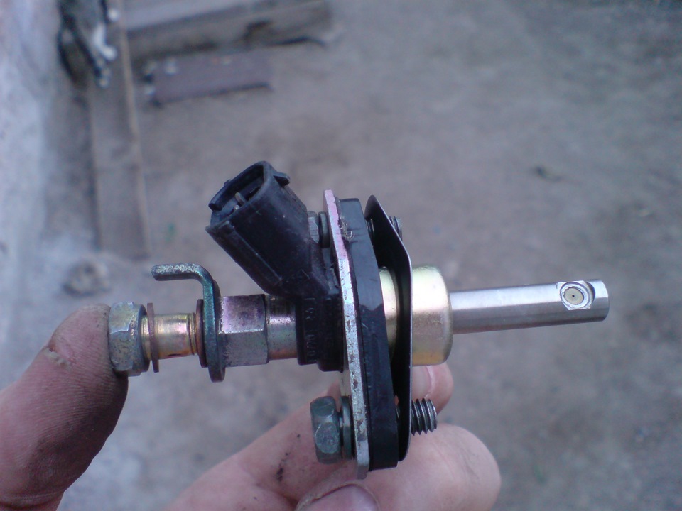 Датчик холодного пуска тойота 5к 1,5 литров купить в благовещенске. Форсунка холодного пуска 3vz-e. Форсунка холодного пуска 1g-fe. Форсунка холодного пуска 3vz-e. Форсунка холодного пуска 1g-fe beams.