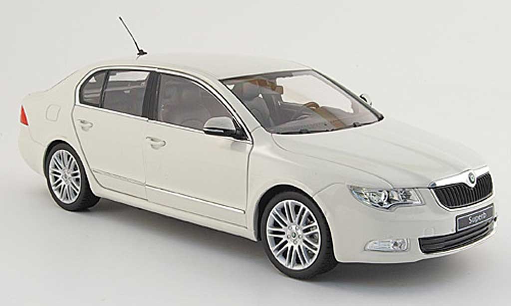 Модель Skoda Superb