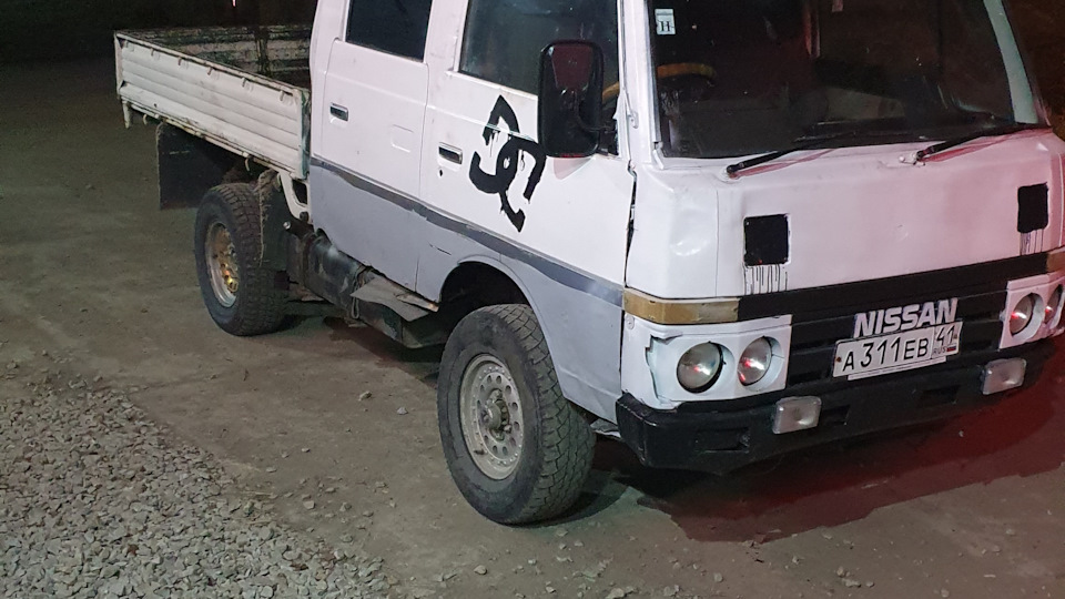 Nissan atlas 150 exe mini motorhome 4wd. Ниссан атлас 1990 года. Nissan atlas 1993 грузовой бортовой. Ниссан атлас 91 год. Ниссан атлас 1990 года.