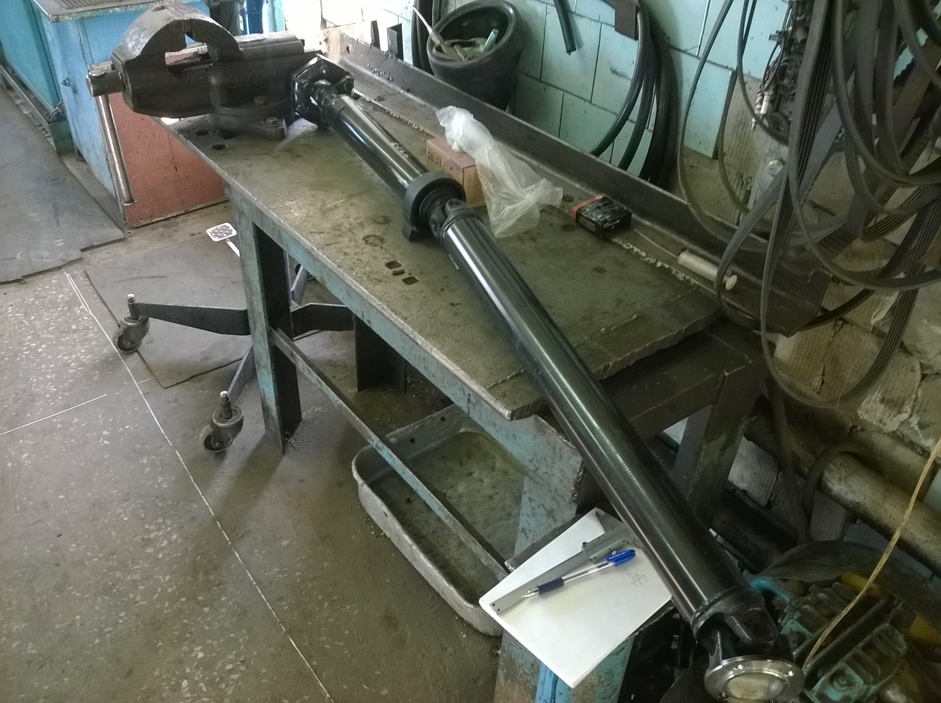 Замена карданного вала — Lada 21041, 1,5 л, 2011 года | визит на сервис ...