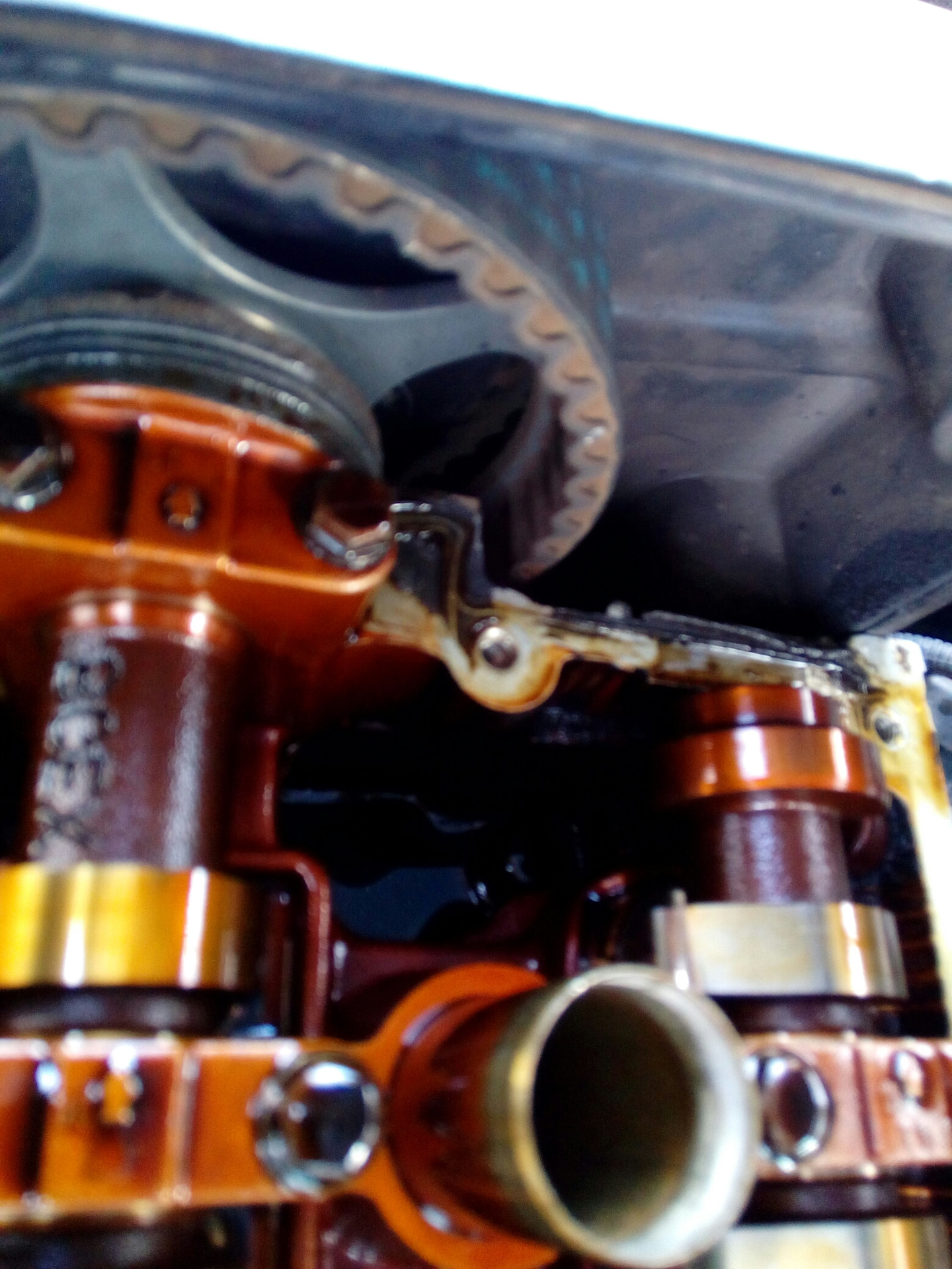 Масло g energy производитель. G4gc двигатель. G4gc моторное масло. Сальники клапанов hyundai matrix 1. Мотор g4gc 2.