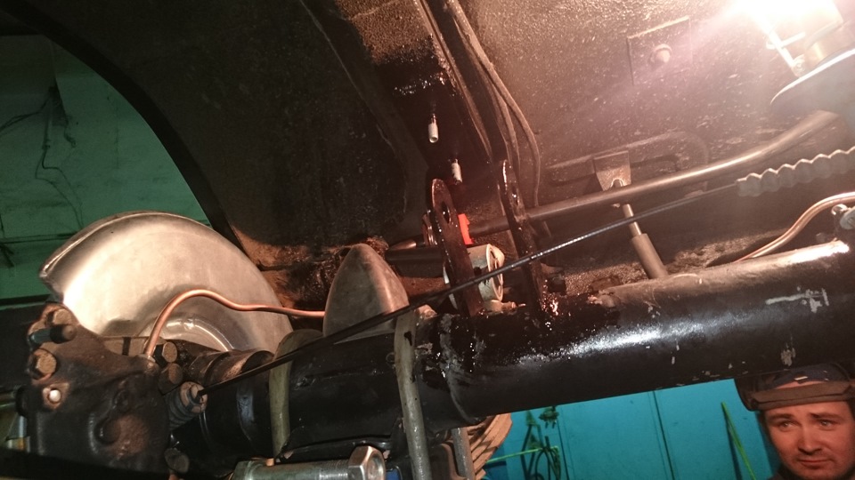 1 этап — Задний стабилизатор от 31105. — ГАЗ 24, 4 л, 1981 года ...