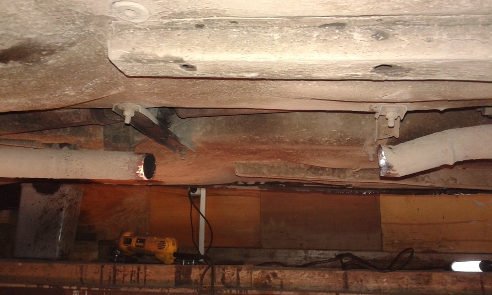 Прогорел резонатор — Lada 21053, 1,5 л, 1997 года | своими руками | DRIVE2