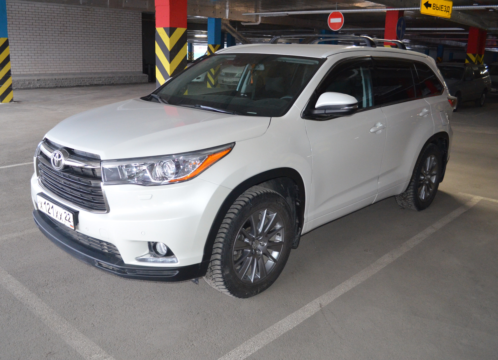 Toyota Highlander xu50