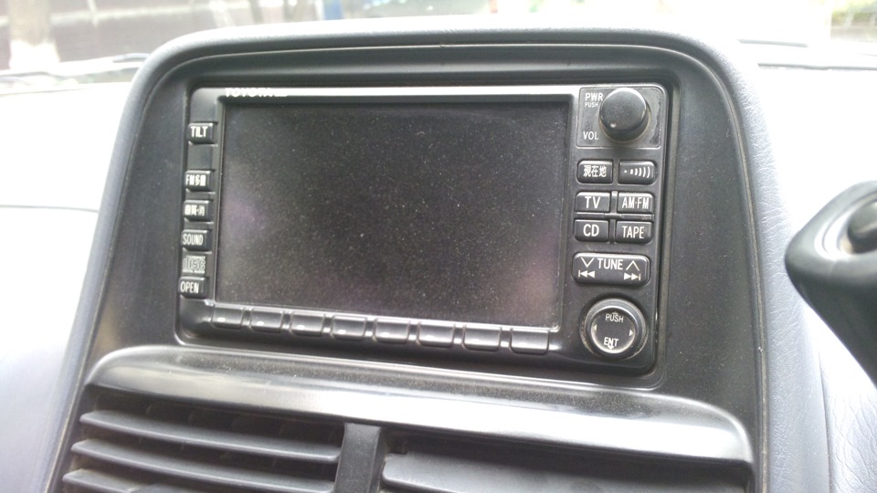 На что поменять штатную магнитолу? — Toyota Ipsum (10), 2 л, 1998 года ...