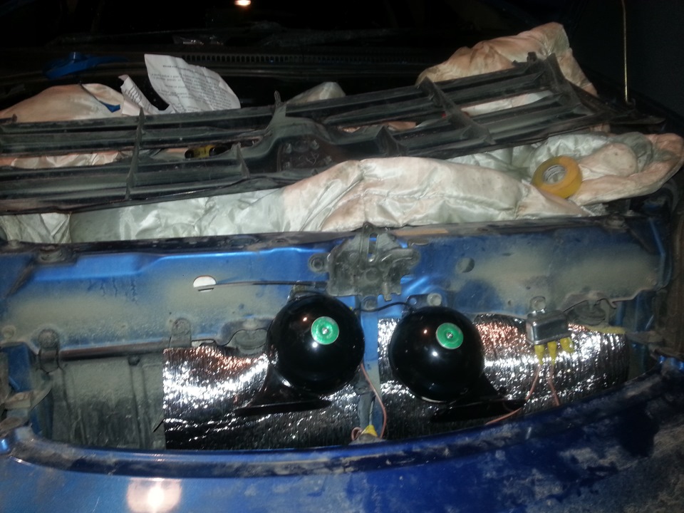 установка сигналов — Toyota ist (1G), 1,5 л., 2002 года | тюнинг | DRIVE2