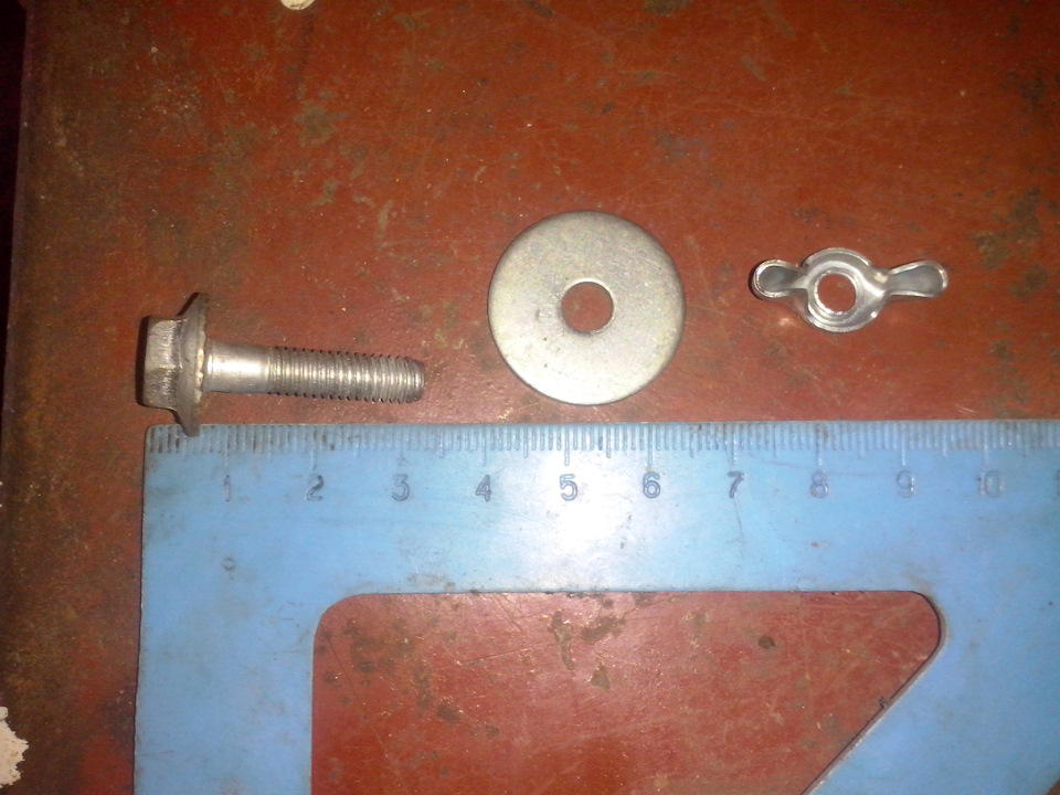 Дороботка креплений короба, воздушного фильтра. — Lada 21093i, 1,5 л ...