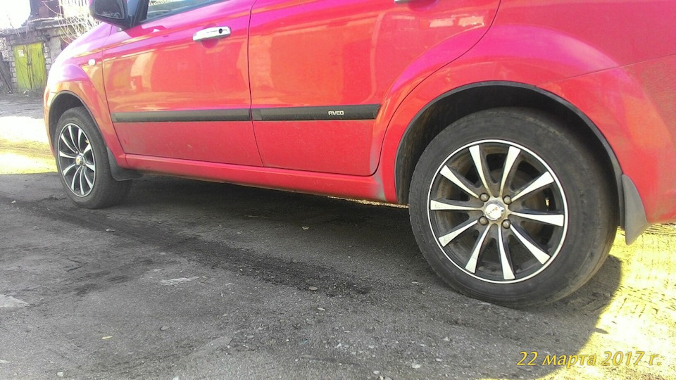 99 — Chevrolet Aveo Sedan (1G)