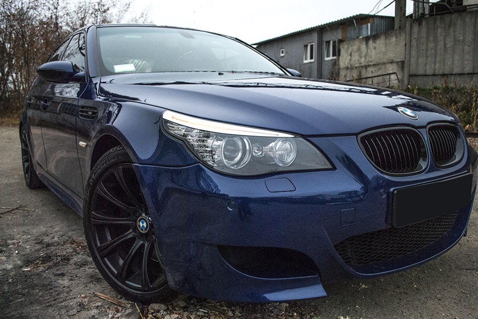 BMW e60 красная матовая