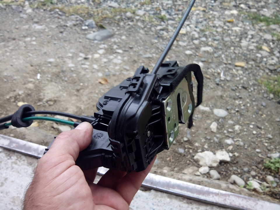 Механизм закрывания-открывания…ЛОМАЕМ))) — KIA Sorento (2G)