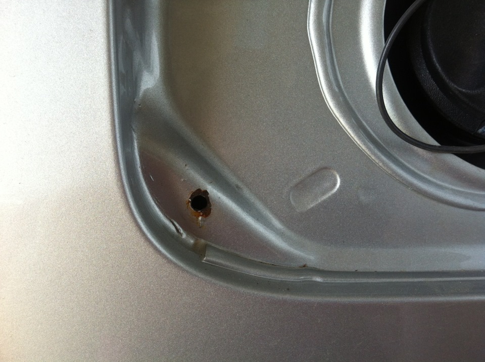 Ржавчина — Lada Ларгус, 1,6 л, 2013 года | наблюдение | DRIVE2