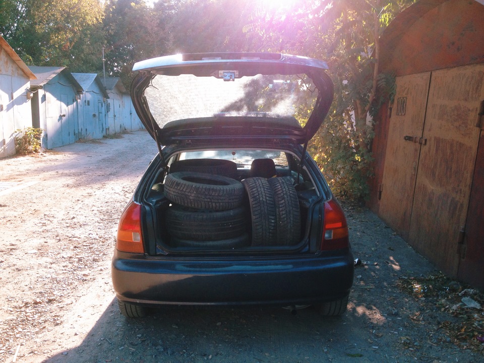 Winter tires. — Honda Civic Hatchback (6G), 1,6 л, 1995 года шины