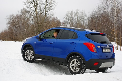 Редуктор opel mokka. Течь масла с заднего редуктора опель мокка 1. Задняя подвеска опель мокка передний привод 1. Мост опель мокка. Редуктор opel mokka.