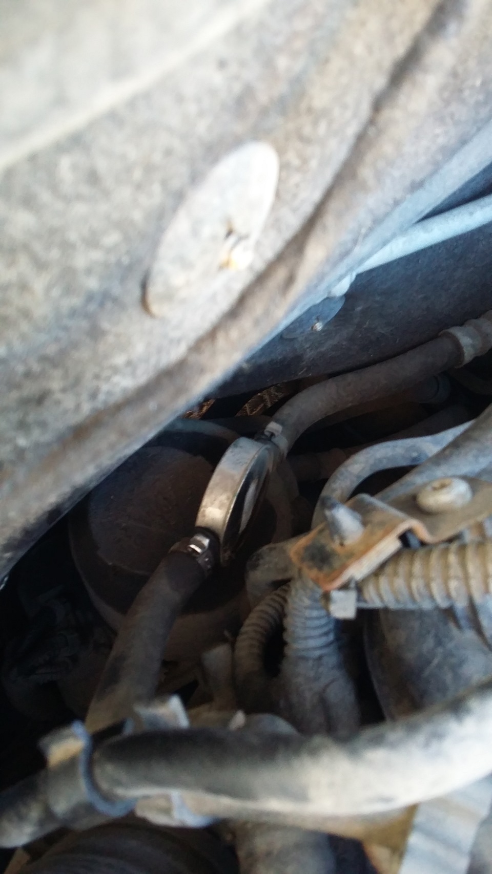 Что это? фильтр топливный? — DRIVE2