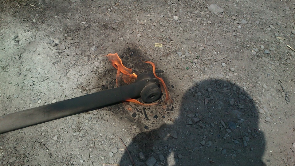 замена сайлентблоков реактивных тяг — Lada 2106, 1,5 л, 1984 года ...