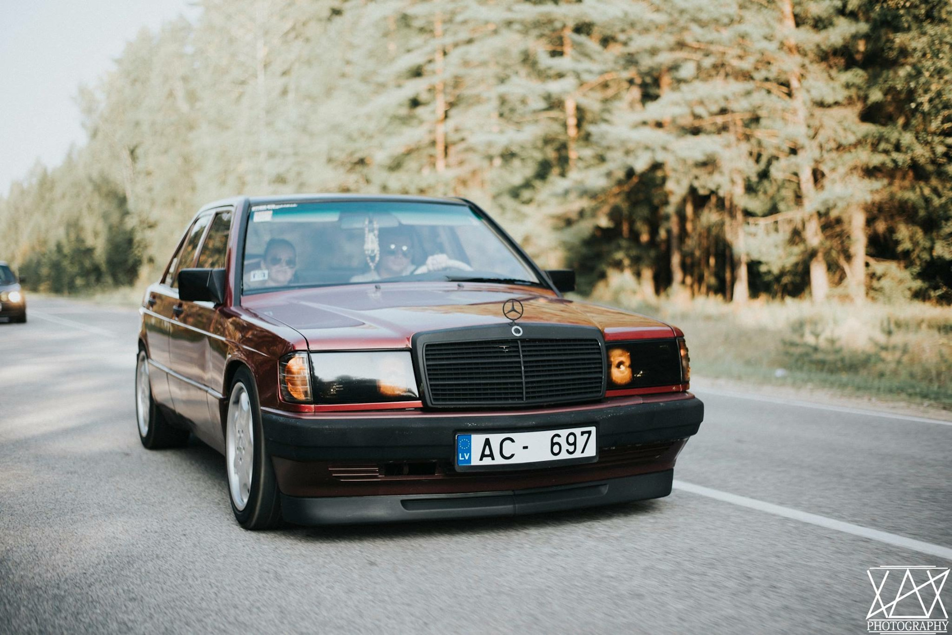 Мерседес w201. Мерседес w190 w201. W124 e190. Мерседес 124 190е. Мерседес 190 w124.