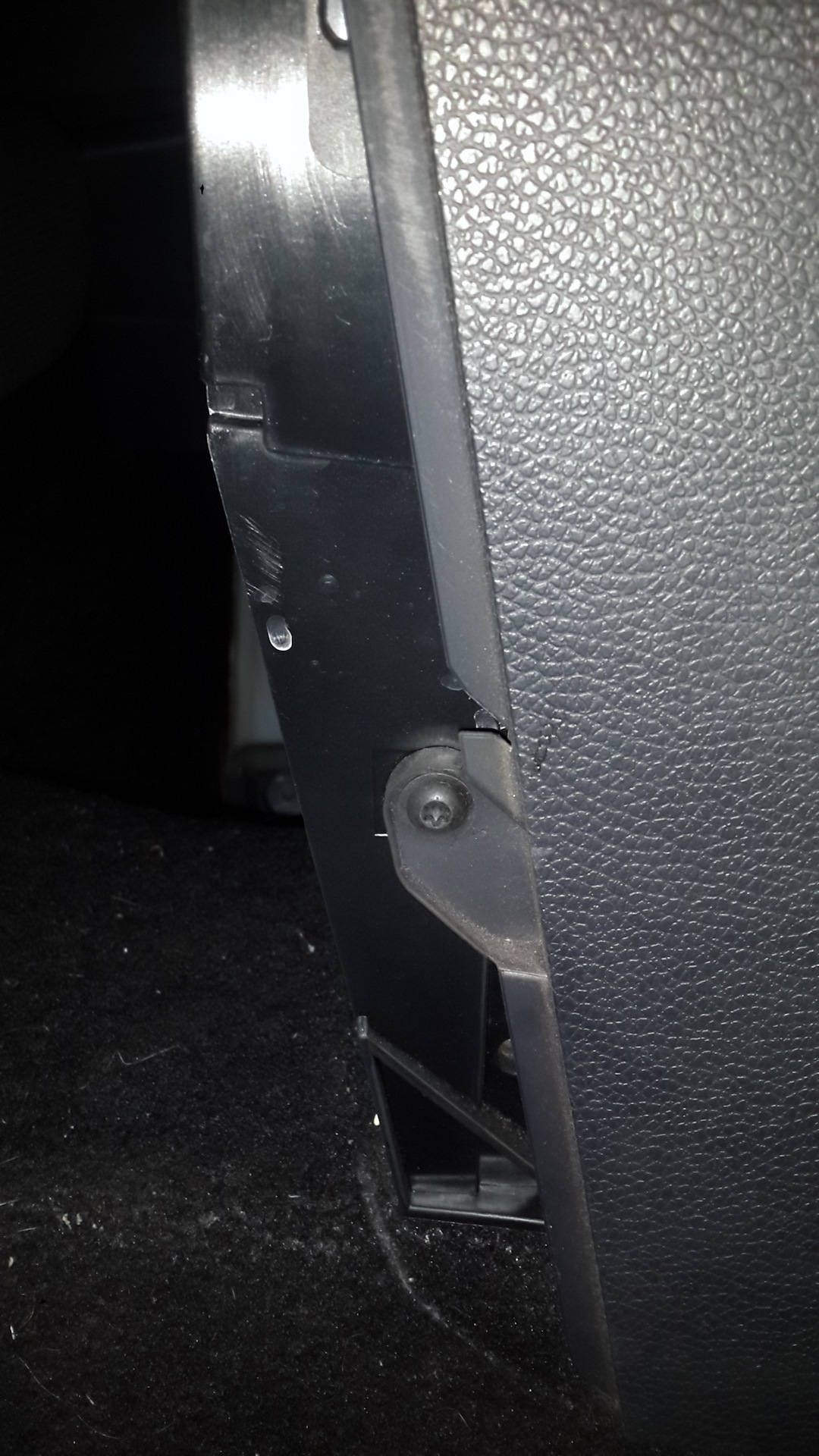 Подклинивание заднего суппорта, ручник — Volkswagen Scirocco (3G), 1,4 ...