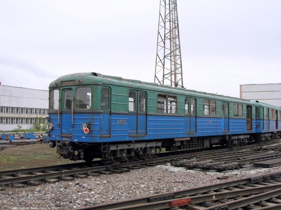 Тип д 3 4 2. Метровагон 81-703. Метровагон типа е. 81-703 Е. Вагон метро типа е.