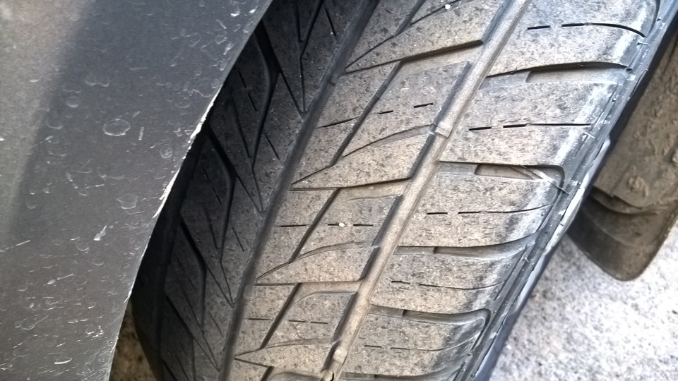 Шина 215 60. 215/60 R16. Бриджстоун Эпика. Bridgestone Energy 215 60 r16 летние. Скаты r15 215 60.