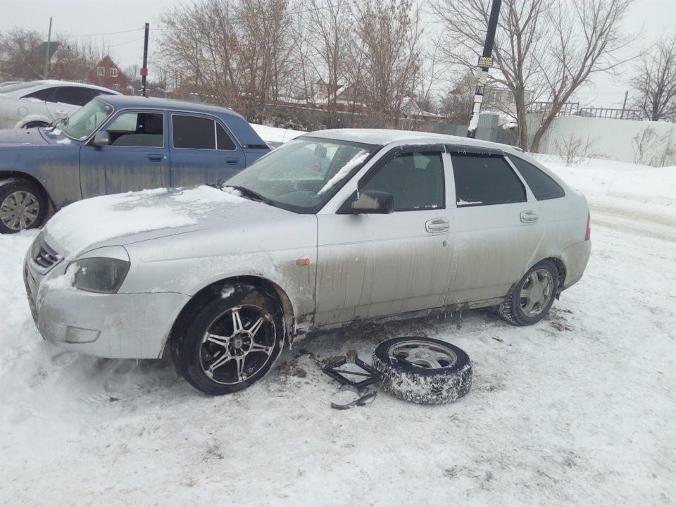 Колесики для приорика — Lada Приора хэтчбек, 1,6 л, 2010 года ...