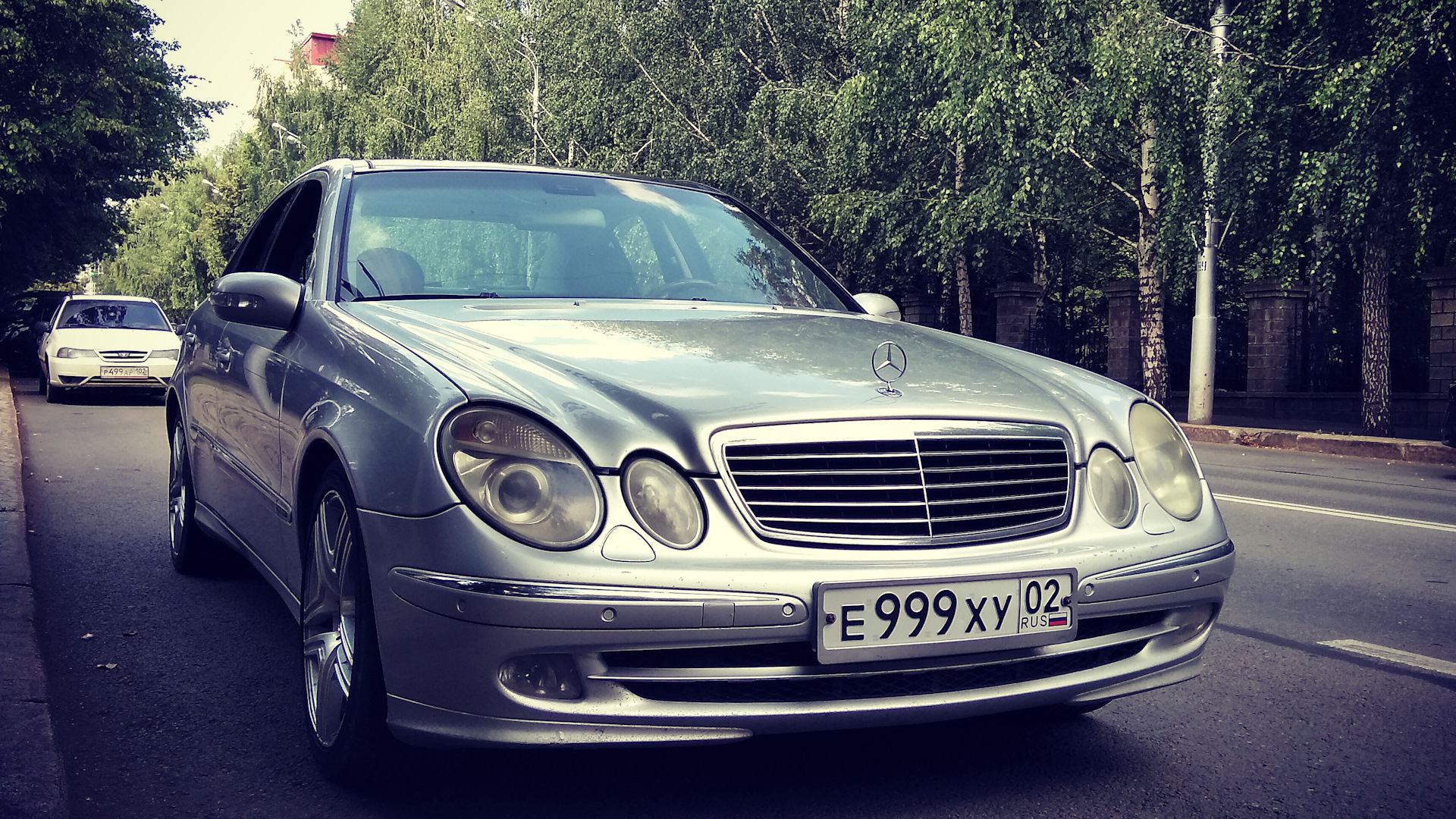 Машина 2002. Мерседес е211 2003. Мерседес е211 2003 года. Мерседес w211 2003 елеганд. Мерседес е 2.2 2003.