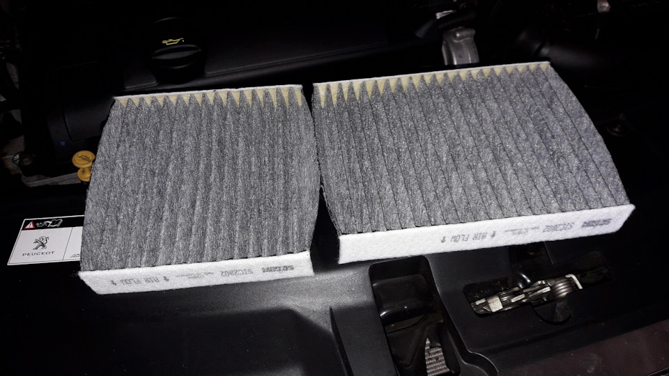 Замена салонного фильтра - Peugeot 3008 (1G), 1,6 л, 2011 года плановое ТО DRIVE