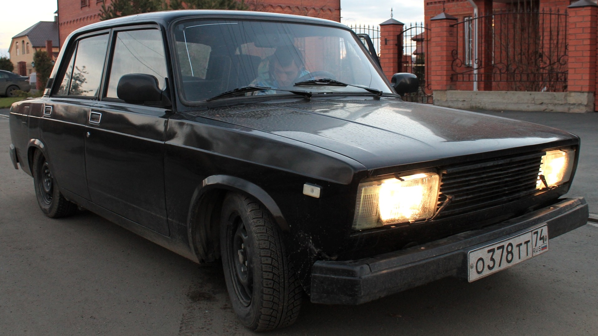 Lada 2107 1.5 бензиновый 1992 | Черный на DRIVE2