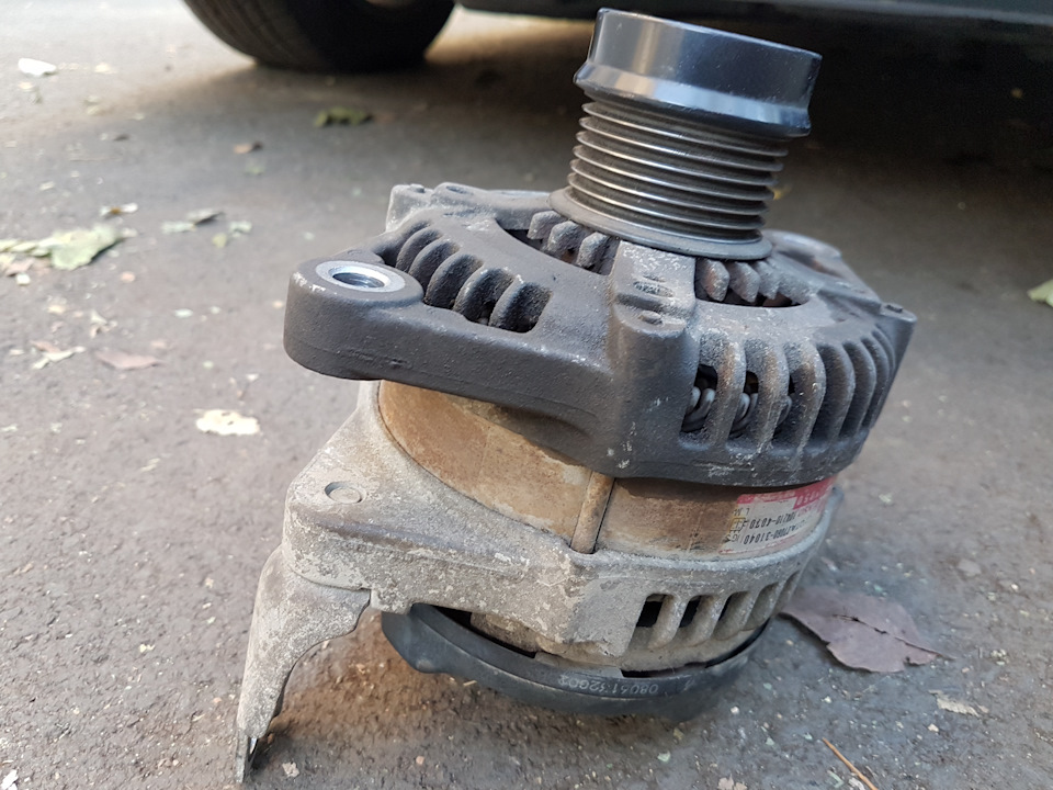 Фото в бортжурнале Toyota Mark X (GRX120)