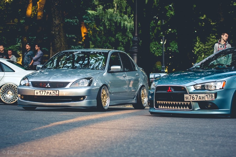 Car meet. Лоу кар Смит. LCM СПБ. Low cars. Low cars meet.