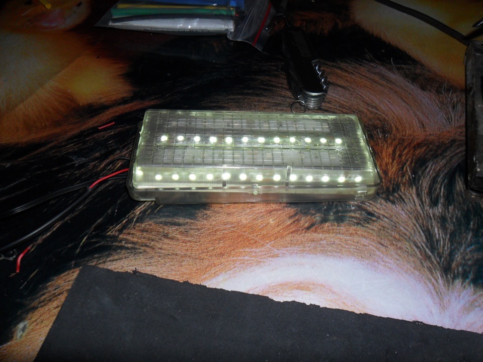 Замена лампочки плафона на диодную ленту — Lada 21099, 1,5 л, 1996 года ...