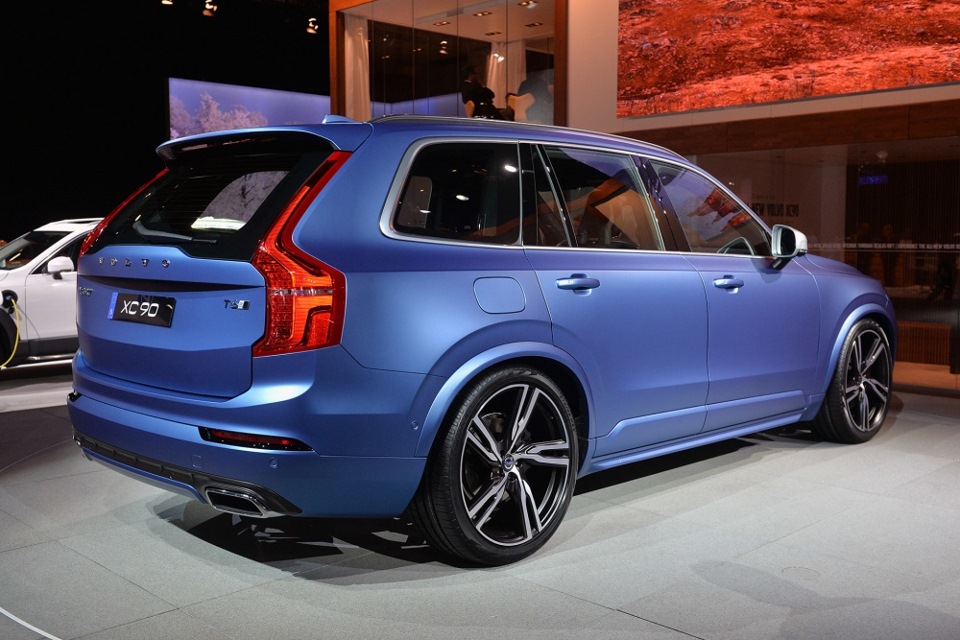 Volvo xc90 r design отличия