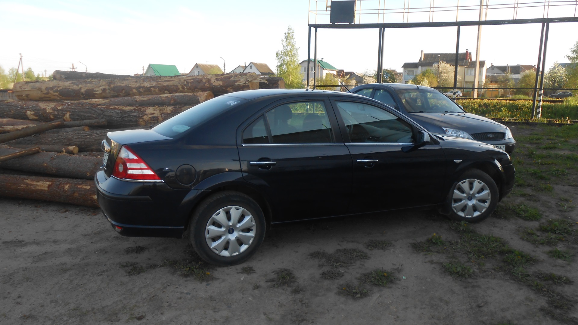 Ford Mondeo III 2.0 бензиновый 2006 | Deep (House) Navy на DRIVE2