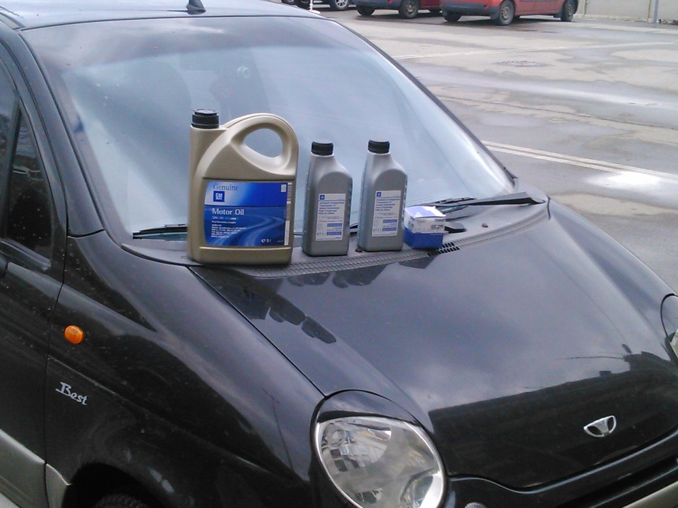 Змена масла в двигателе и КПП — Daewoo Matiz (M100/M150), 1 л, 2010 ...