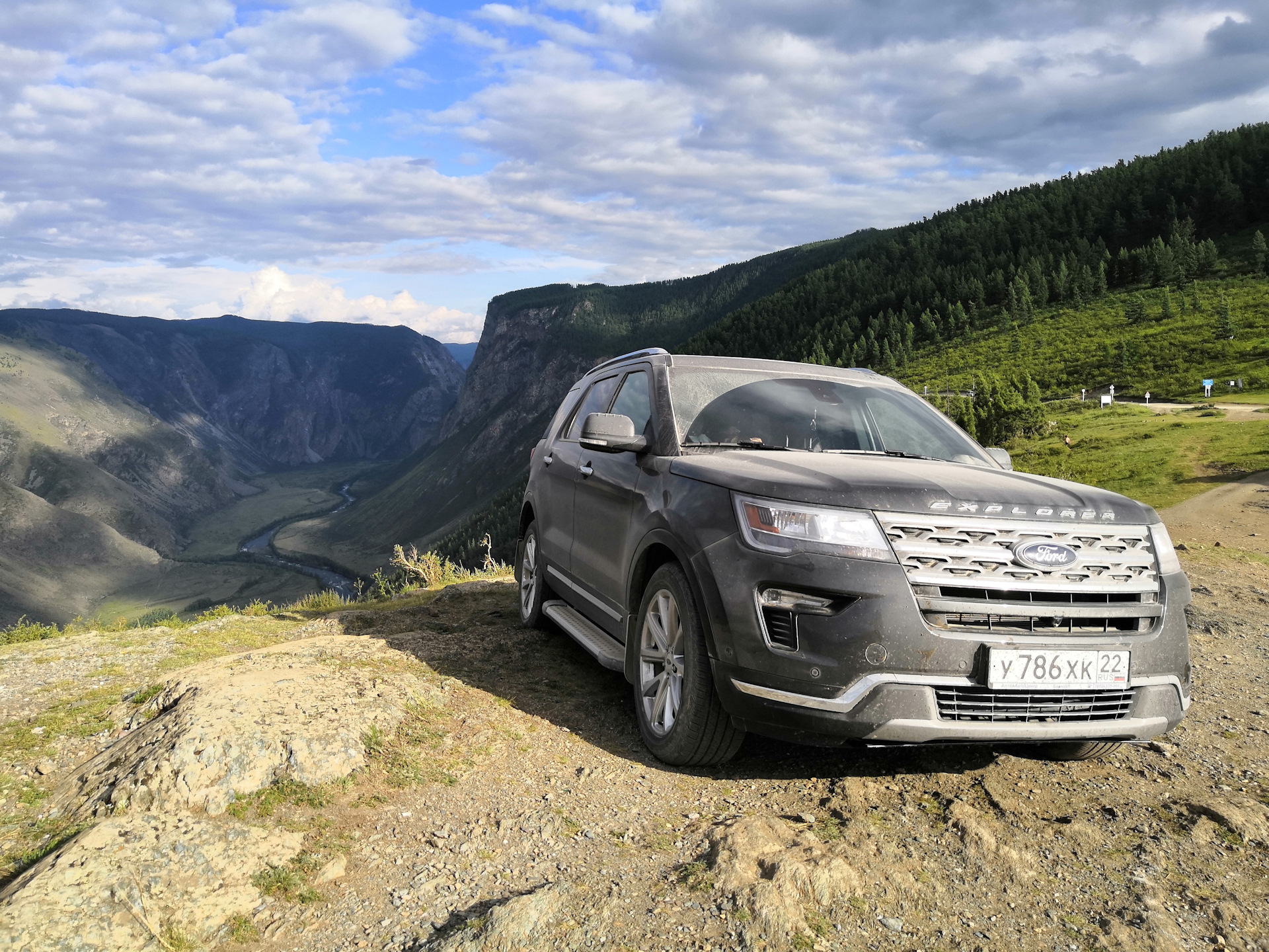 Explorer's. Ford Explorer 5g. Форд эксплорер 5 2019. Форд эксплорер 5 off Road. Форд эксплорер 2019 тест драйв.