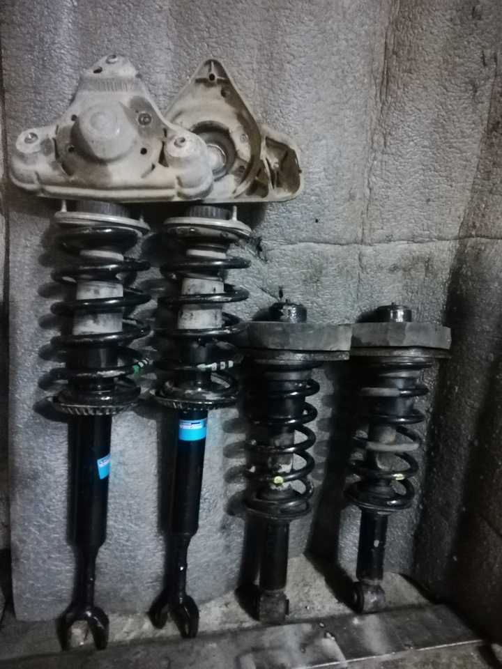 Стойки для allroad ауди А4 А6 А8 на Audi A6 (C5), Audi Allroad (C5 ...