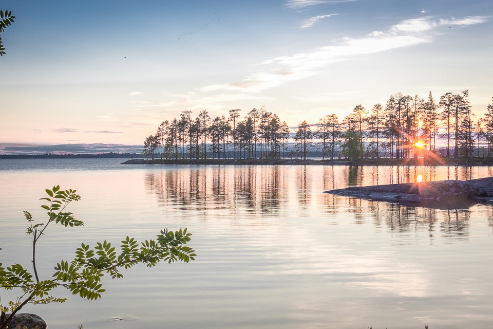 Мир карелии. Северная Карелия Южная Карелия. Небо и вода фото в Карелии. Картинки Карелия Восток. Карелия группа фото.